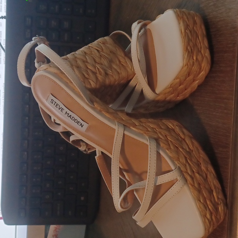 Steve Madden Women's Belise Strappy Platform Espadrille Sandals - Picture 2 of 8